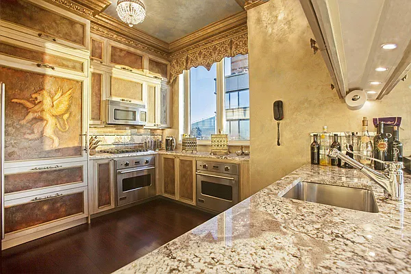 Sold by BLU Real Estate | media 3