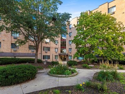 5348 N Cumberland Ave APT 206, Chicago, IL, 60656