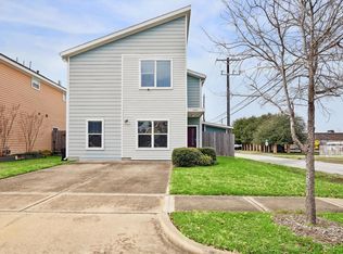 4343 Cetti St, Houston, TX 77009