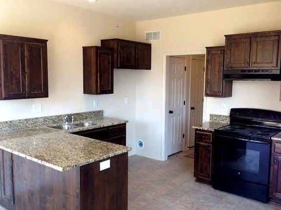 Kitchen - Granite Countertops