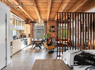 55 Cordova St E #310, Vancouver, BC V6A0A5