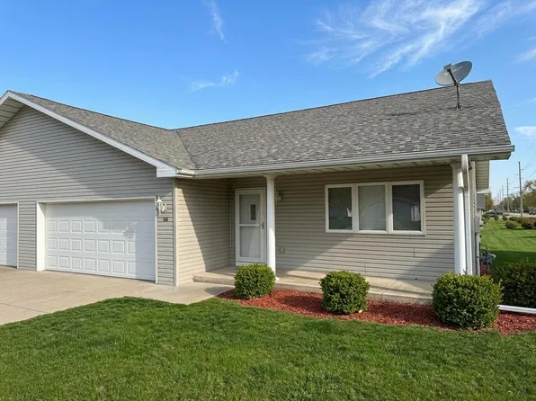 94 Riviera Dr, Michigan City, IN 46360