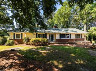 25 Hastings Cir, Greensboro, NC 27406