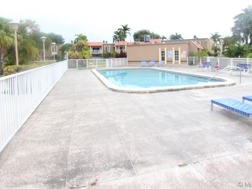 1st image of 5020 NW 79th Ave APT 101