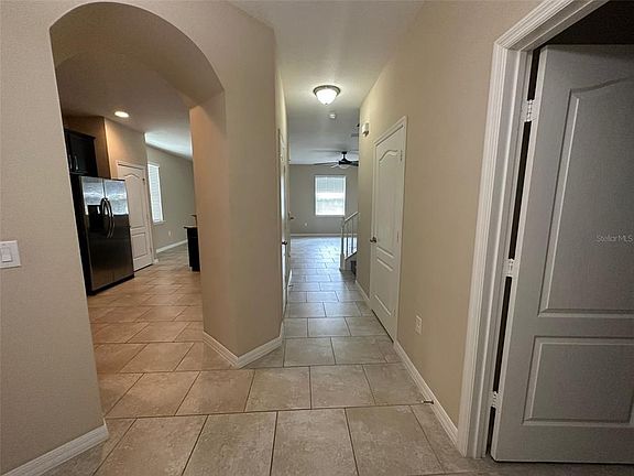 3rd image of 1227 Scarlet Oak Loop