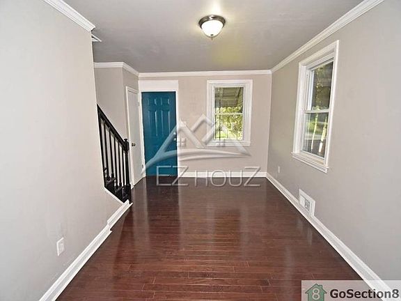 3rd image of 2636 W Lafayette Ave