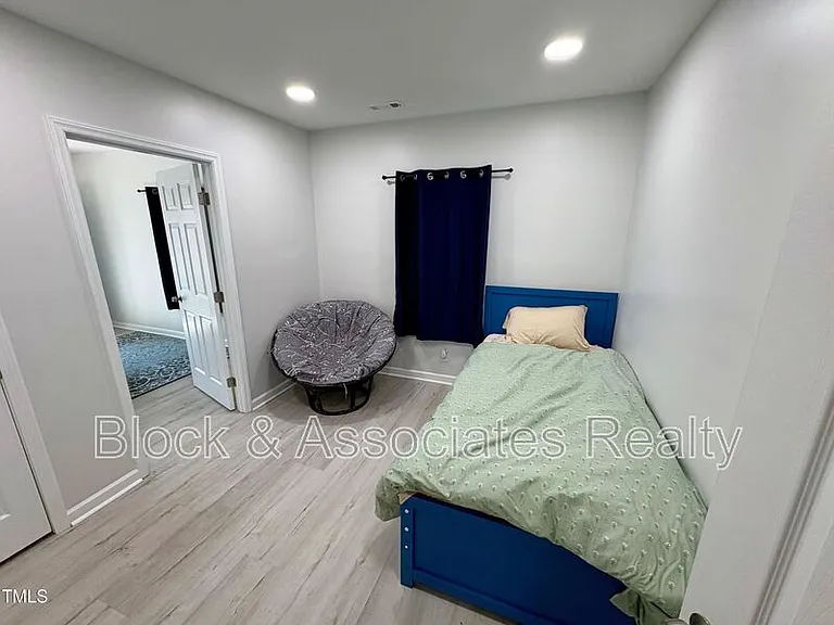 4309 S Alston Ave — Photo 10