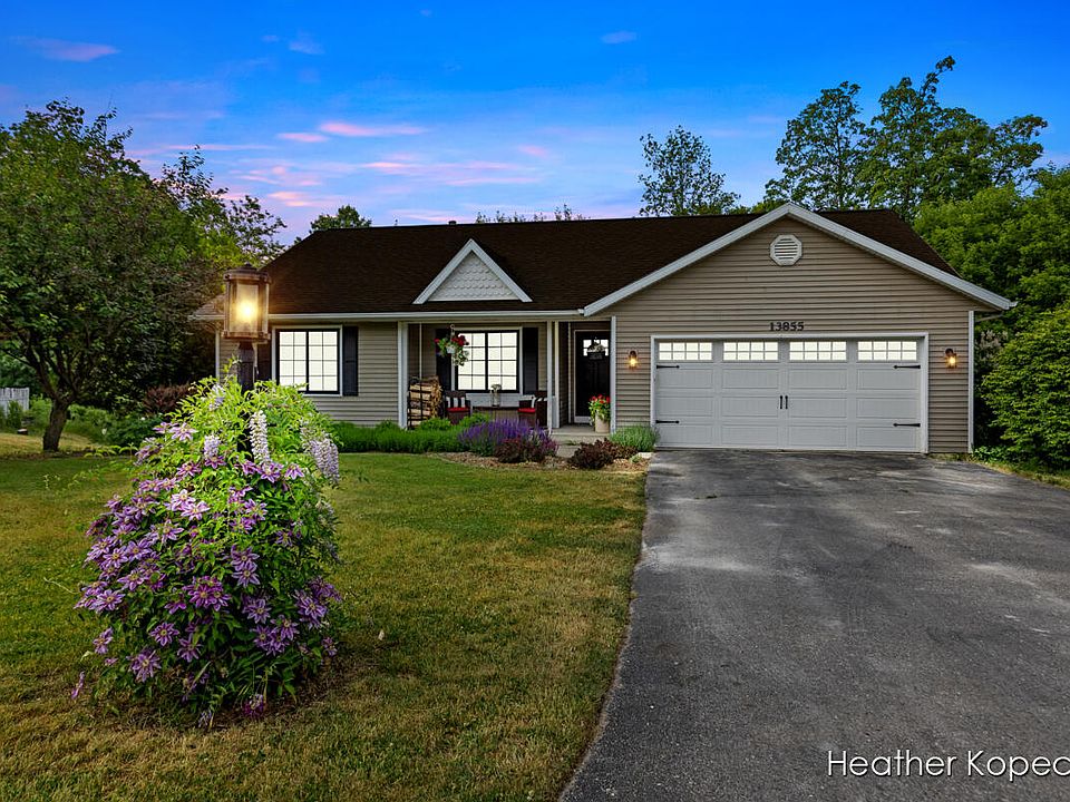 13855 Rolling Creek Dr, Lowell, MI 49331 Zillow