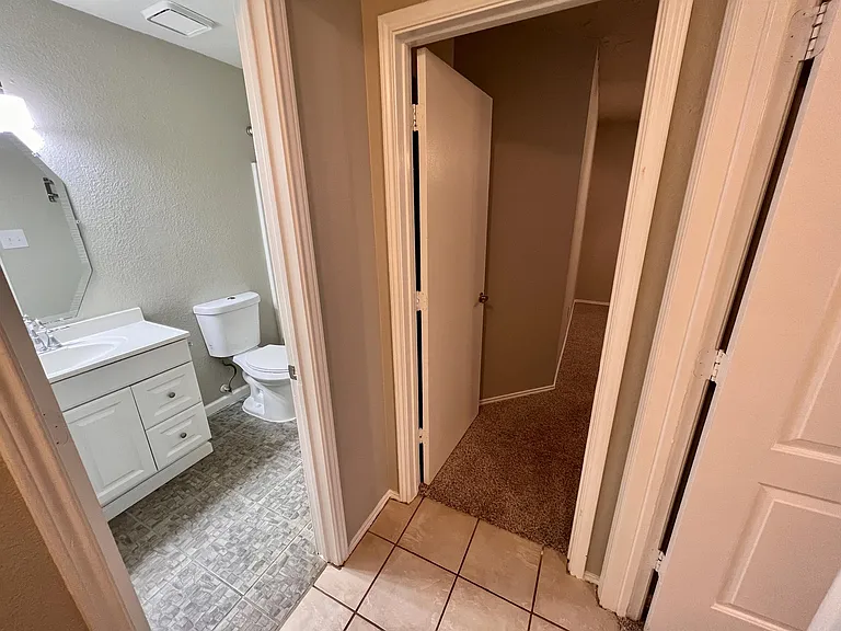 2805 Yorkfield Ct — Photo 21