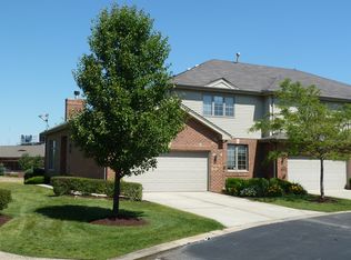 9504 Perth Cir, Tinley Park, IL 60487