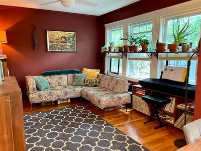 75 Rossmore Rd APT 5, Jamaica Plain, MA, 02130