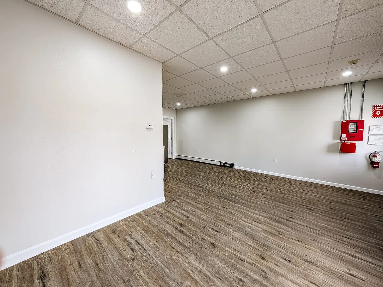 1 bed, 1200 sqft, $1,600 — Photo 4