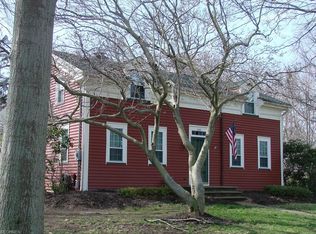 553 W Main St, Madison, OH 44057