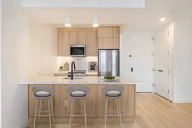 Rented by LL Real Estate Services