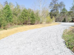 2117 W Blue Lick Rd, Shepherdsville, KY 40165