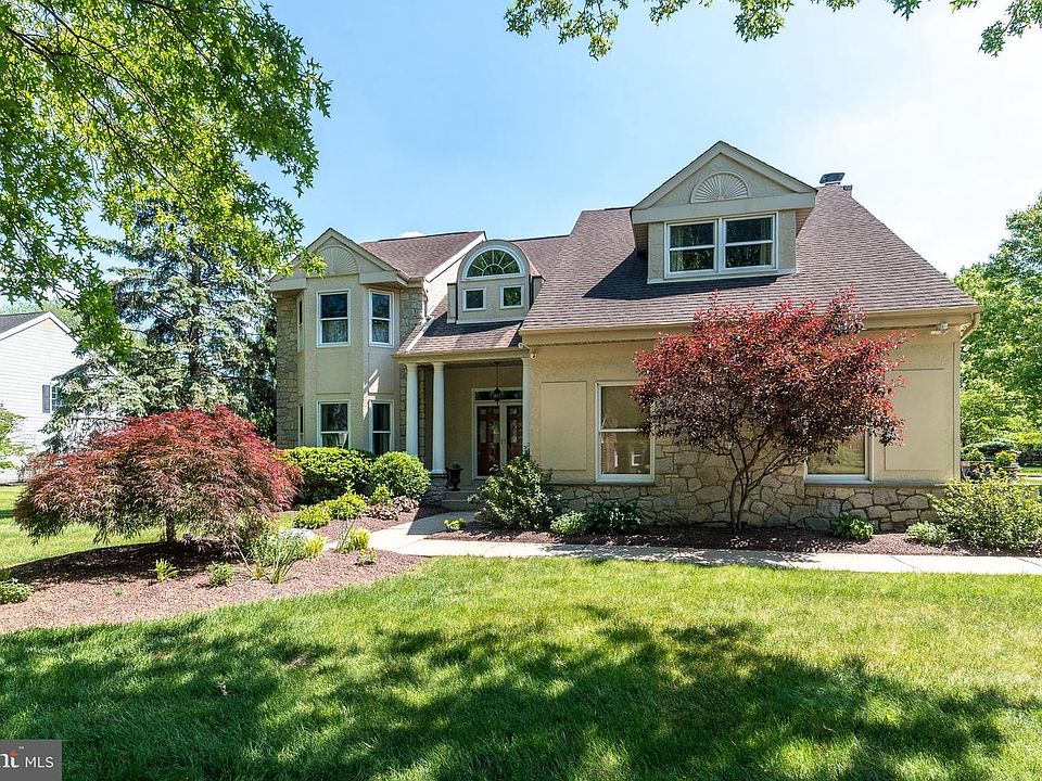 1st image of 100 Grouse Ct
