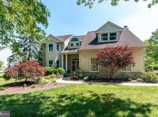 100 Grouse Ct, North Wales, PA 19454