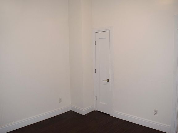 2nd image of 17 W 125th St APT 1A