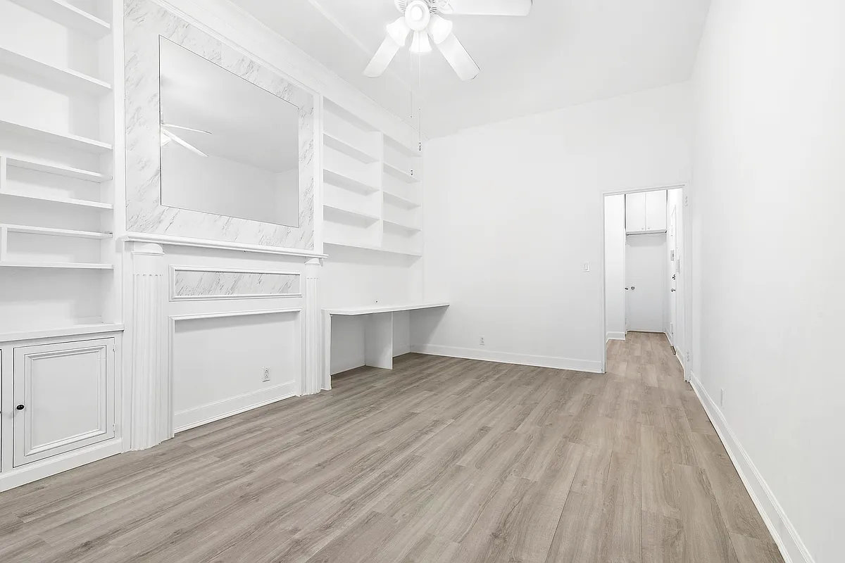 Building Photo - 350 W 56th St #1A