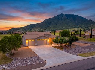 6577 E SADDLEHORN Circle, Hereford, AZ 85615