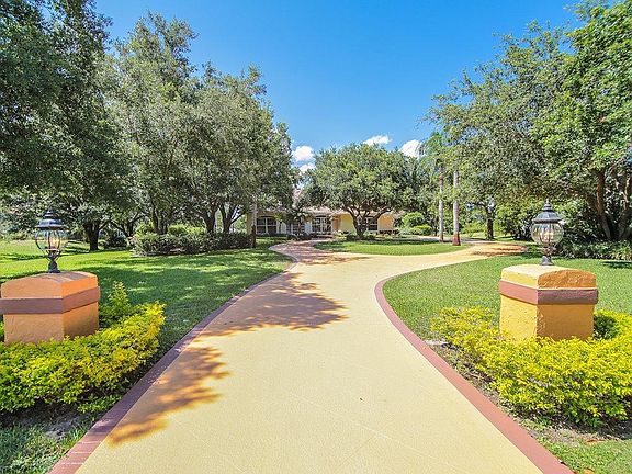 Long circular driveway

