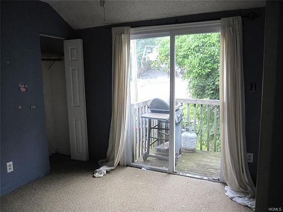 5th image of 26 Mountain Ave