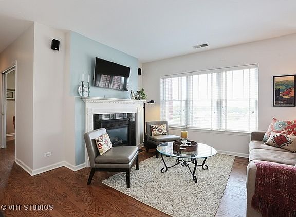 2nd image of 965 Rogers St Unit 504