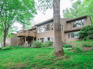 2101 Country Club Rd, Ann Arbor, MI 48105