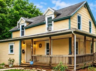 138 Charlton St, Southbridge, MA 01550