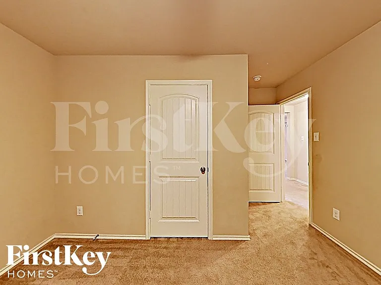 1413 Waco Turner — Photo 10