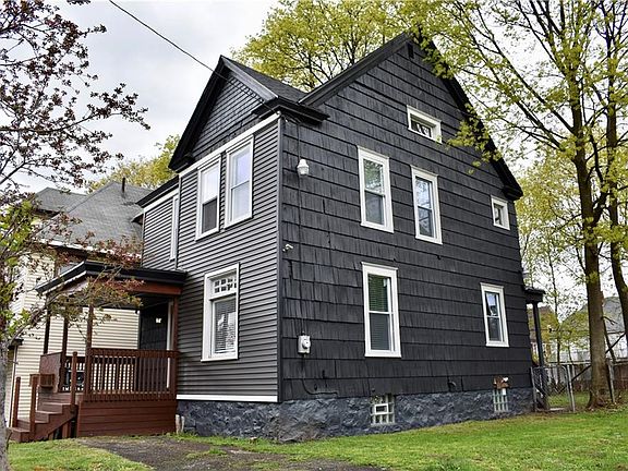 3rd image of 262 W Corning Ave
