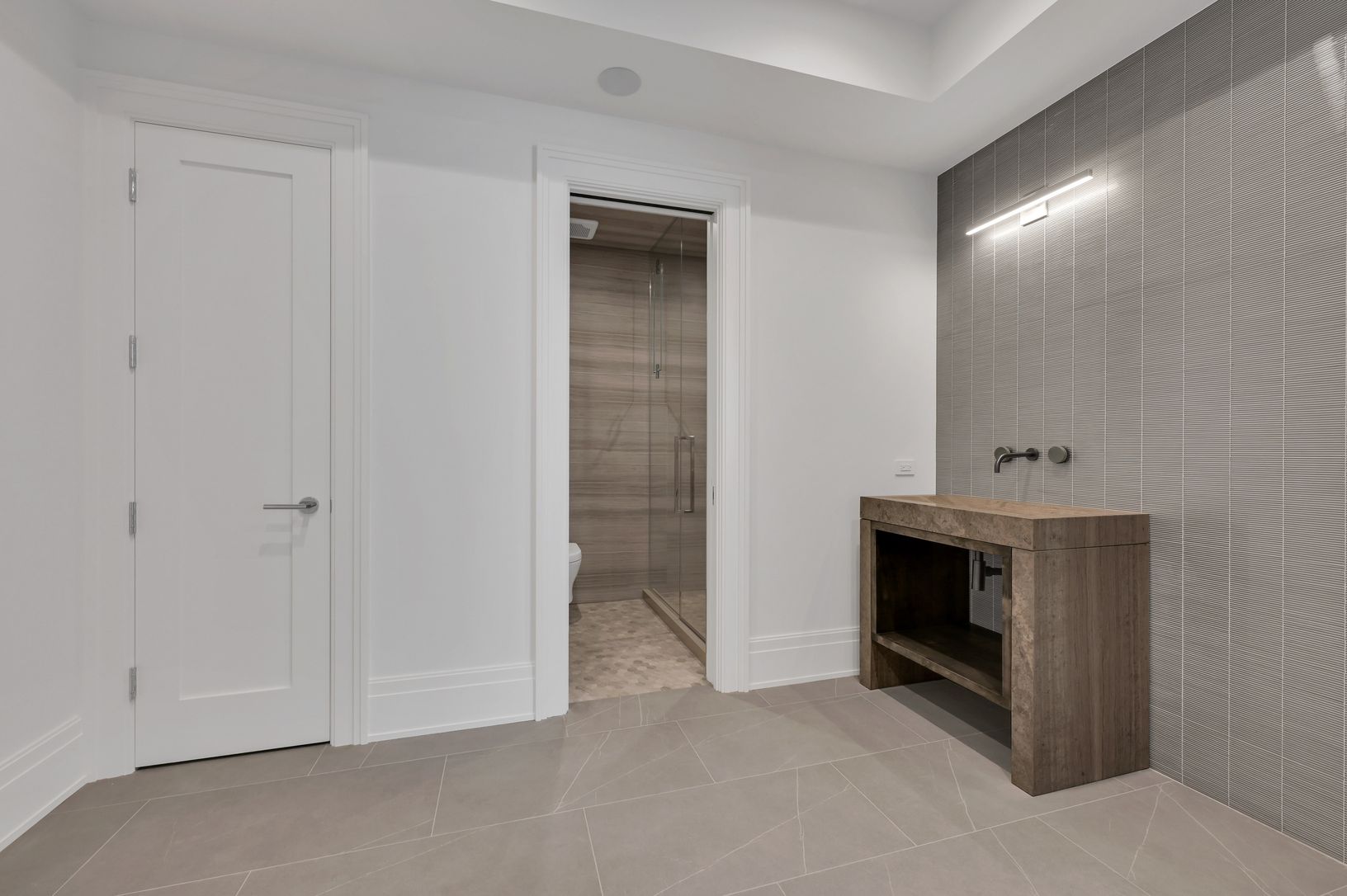  Massage Room