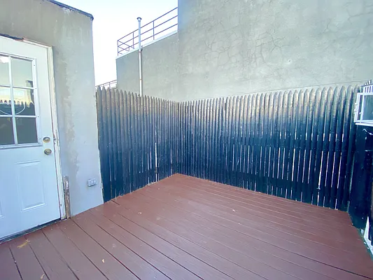 Rented by Nest Seekers International | media 44