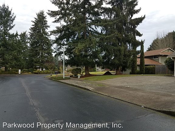 3rd image of 11509 Cloverdale Ct SW