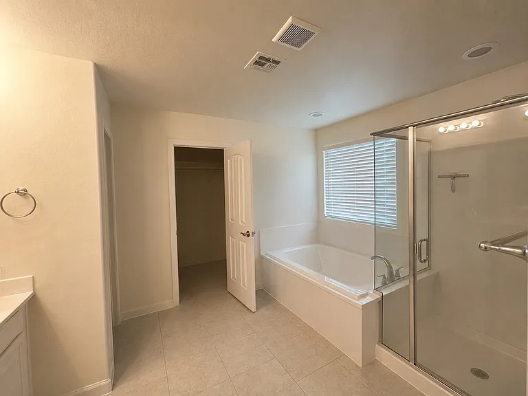 7439 Tinley Creek Ave — Photo 17