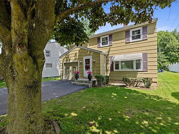 3rd image of 1516 Elmwood Ave
