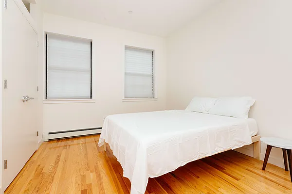 Rented by Nooklyn NYC LLC | media 15