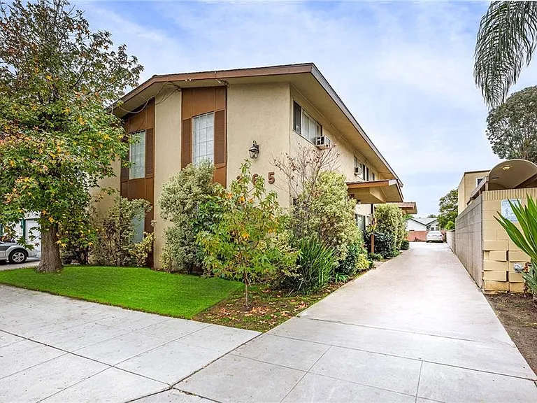 265 Molino Ave #2 — Photo 1