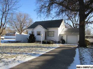 514 S Main St, Friend, NE 68359