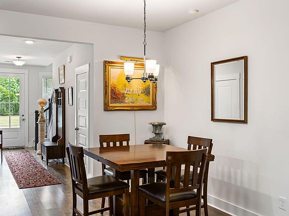 5th image of 7789 Park Gate Dr