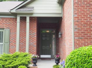 6715 Torrey Pine Cir, Suwanee, GA 30024