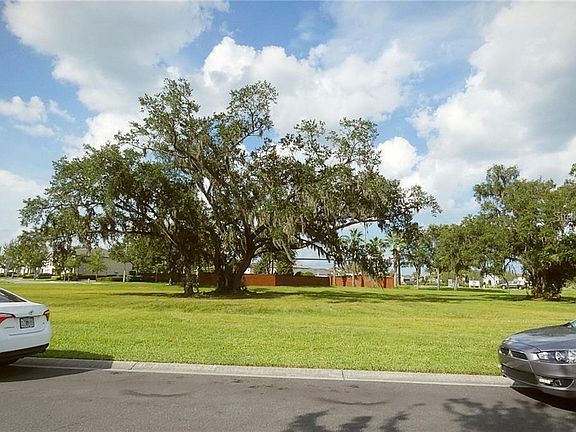 4th image of 2926 Clarabelle Ct