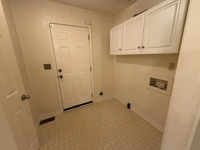 702 Rodeo Rd — Photo 10