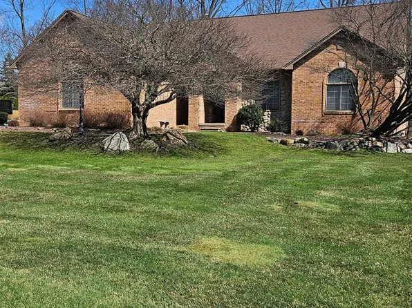 5660 Sheffield Dr, Clarkston, MI 48346