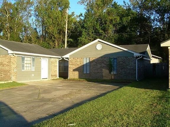 2nd image of 3016 English Colony Dr