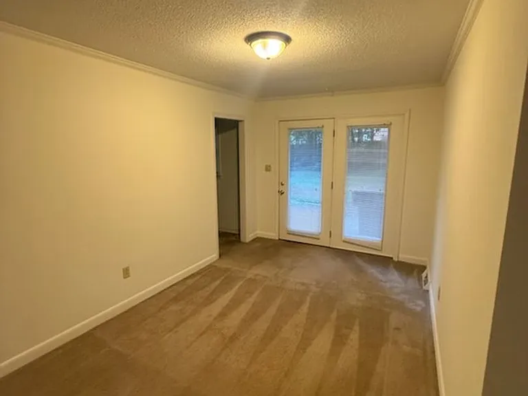 629 Mountain Rd #B — Photo 5