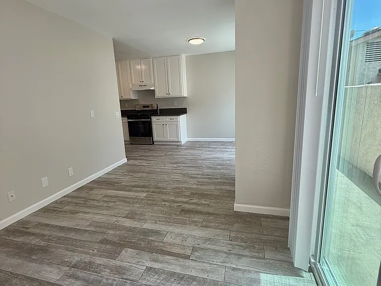 3348 Pasadena Ave #101 — Photo 15