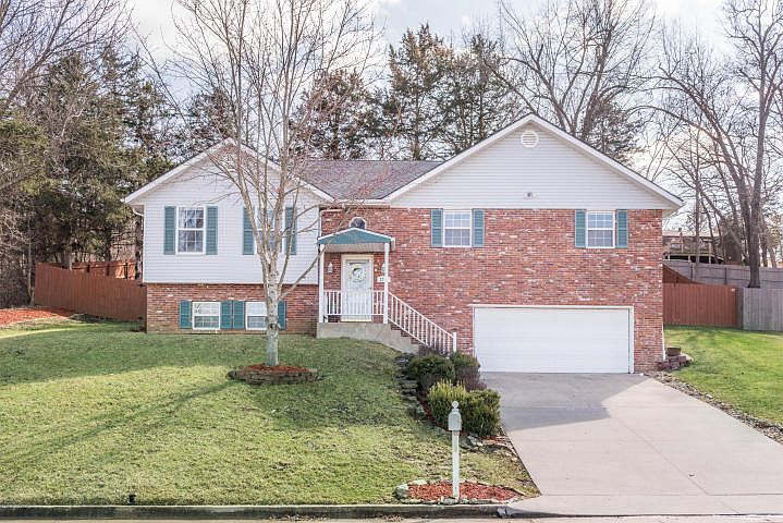 1st image of 2711 Briarwood Dr