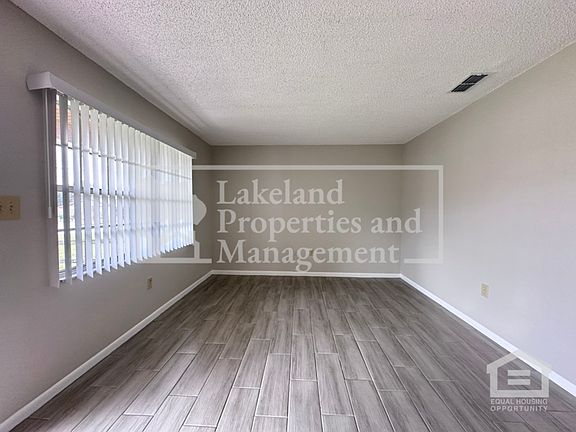 2nd image of 5825 Charlton Dr