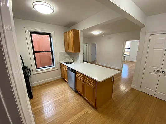 Rented by EXR | media 8